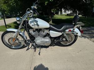 lot 20 image: 2004 Harley-Davidson XL883 Sportster  11136 Miles