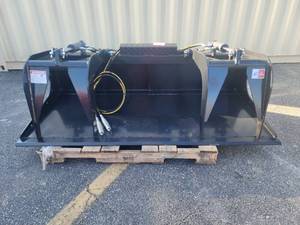 lot 2005E image: Unused 2025 JCT Skid Steer Grapple Bucket