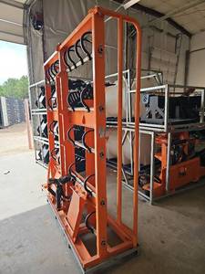lot 9165 image: Suihe Skid Steer Hay Bale Accumulator