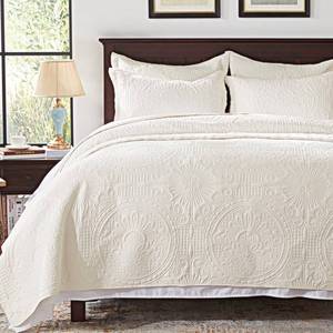lot 9562 image: Anluoer Quilts Queen Size Set-Cream Embossed, Bedspreads-Lightweight Summer Soft Microfiber Bedspread, Bedding Coverlet Blanket for All Seasons (1 Quilt, 2 Pillow Shams)
