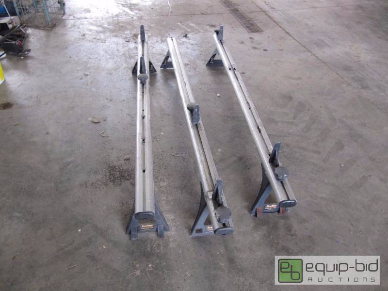 lot 372 image: Tran Van - top Racks for a Van or SUBURAN