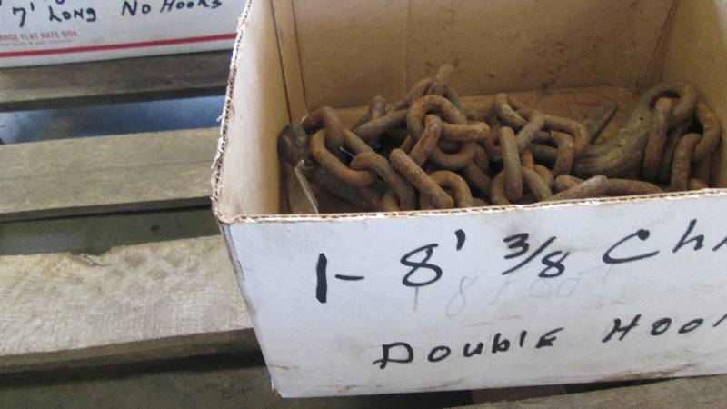 lot 412 image: Lot of 1 Log Chain 8 X 38 Chain Double Hooks (Shop Tools)