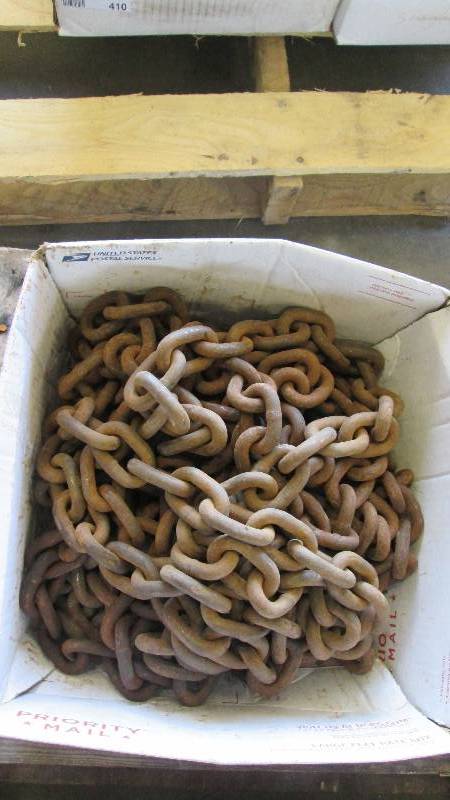 lot 414 image: Lot of 4- 7 x 38 Chains NO Hooks (Shop Tools)