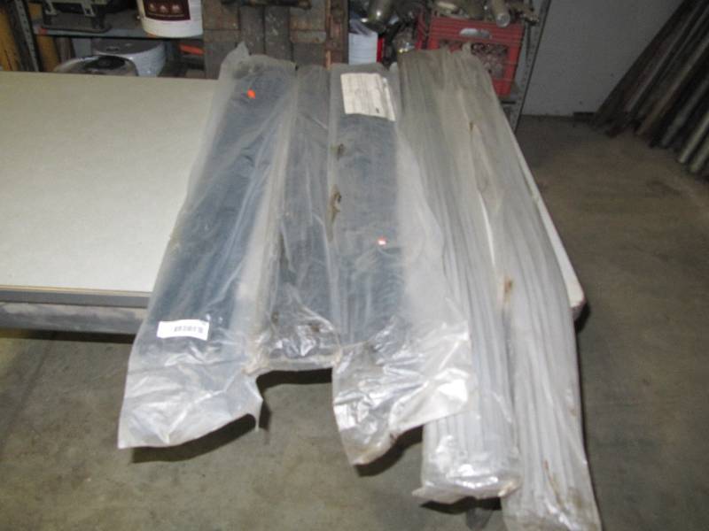 lot 415 image: Lot of 250 Total 30 Inch Black Plastic TIES,  we used these for Heavy duty wire and hoses while Stretching Trucks (Shop Tools)
