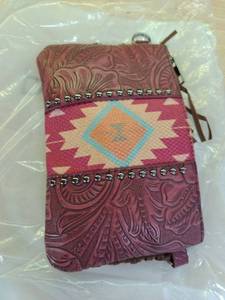 lot 10100 image: Crossbody Satchel, Small
