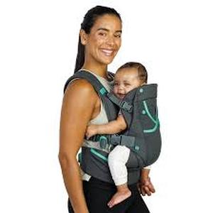 lot 1591 image: Infantino Carry On Active Multi-Pocket Baby Carrier