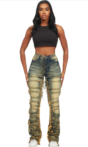 lot 10965 image: Womens Zariyah Tinted Stacked Flare Jean, M - Retail $55