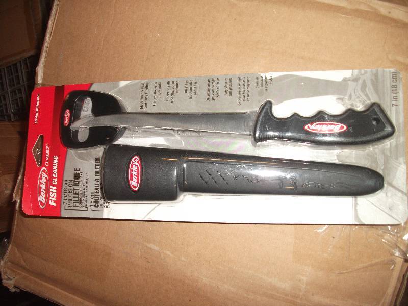 lot 2303 image: Berkley 7-Inch Soft Grip Knife, Black