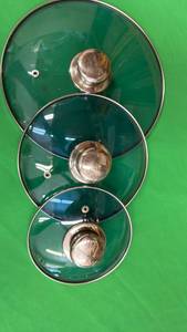 lot 423 image: Glass Pot Lids Set of 3 with Metal Knobs - Retail $24