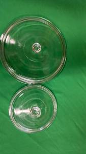 lot 425 image: Heavy Duty Clear Glass Lids for Pots and Pans - Set of 2, 12in and 9in - Retail $24
