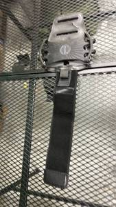 lot 474 image: Newppon Universal Phone Mount with Adjustable Arm Strap - Retail $15