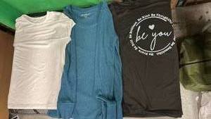 lot 482 image: Lot of 3 Long Sleeve Womens Shirts Sz MedLg