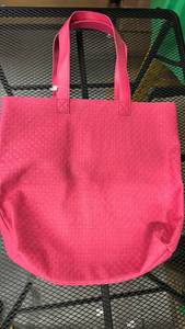 lot 495 image: Pink Textured Rubber Beach Tote with Double Handles - Retail $35
