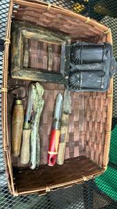 lot 521 image: Antique Misc Items