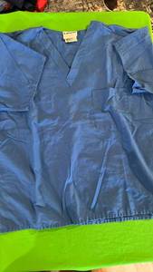 lot 579 image: Landau Professional Medical Scrubs - Large Size - Retail $15