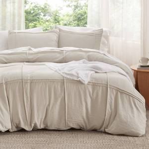 lot 10395 image: Bedsure Grid Boho Duvet Cover Queen Size - Shabby Chic Tufted Boho Bedding Set, 3 Pieces Shabby Chic Home Bedding for All Seasons, Includes 1 Queen Duvet Cover & 2 Pillowcases (Light Beige, 90 x 90)