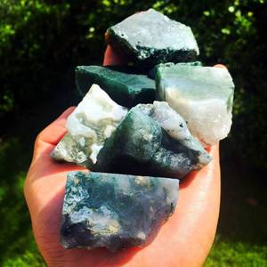 lot 12177 image: Simurg Raw Moss Agate Stone 1lb A Grade ��Aroma Stone Rough Crystal Rocks for Cabbing, Tumbling, Cutting, Lapidary, Polishing, Reiki Crystal Healing