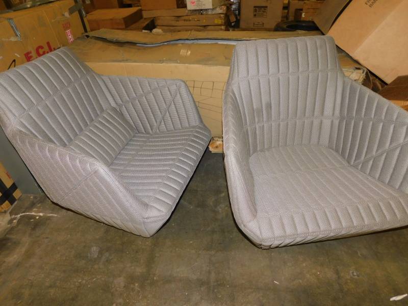 lot 1817 image: Contemporary Chairs