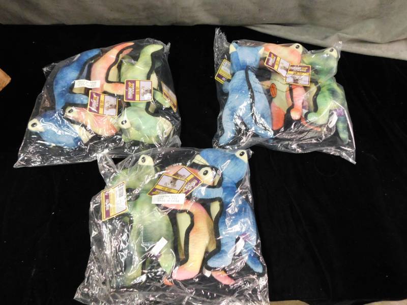 lot 2046 image: Lot of Multipet Dog Toys