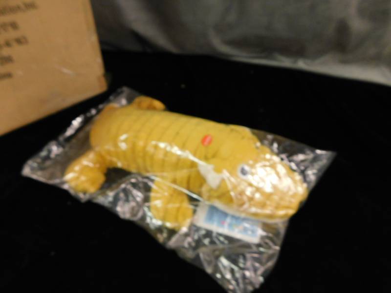 lot 2049 image: Patchworkpet Premium Plush Toys