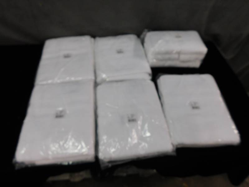 lot 2051 image: Lot of Egyptian Artistry Bath Towels