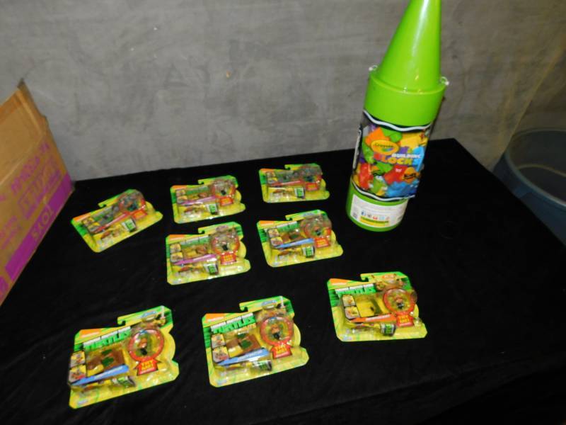 lot 2064 image: Lot of Mutant Ninja and Crayola Toys