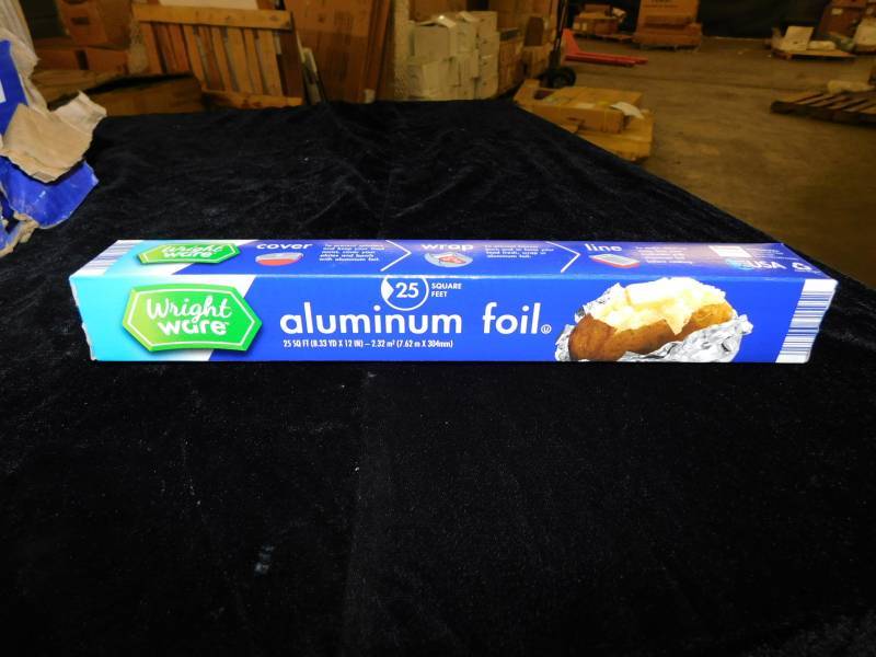 lot 2181 image: Lot of Aluminum Foil Rolls