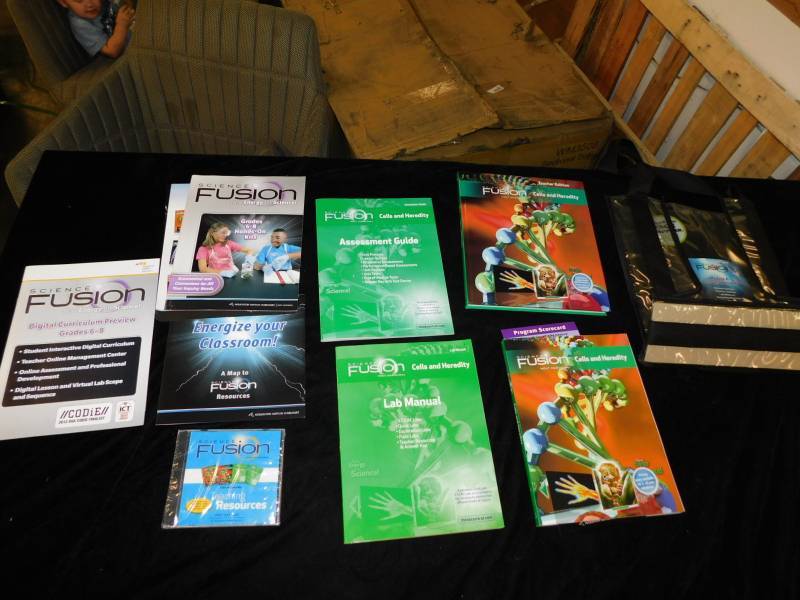 lot 2195 image: Very Large Lot of Fusion Science Learning Kits All New Grades 6-8