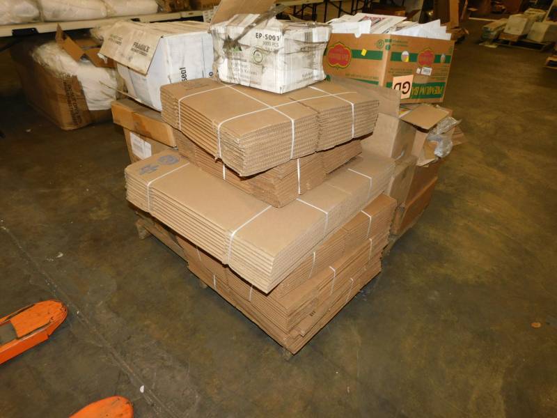 lot 2201 image: Very Large Lot of Misc