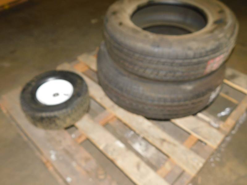 lot 2202 image: Lot of Misc Size Tires