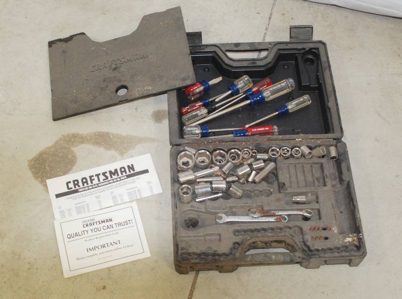 lot 1219 image: Craftsman Tool Set in Carry Case