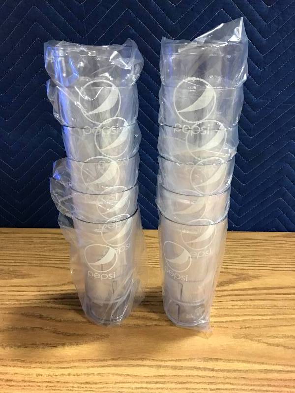 lot 3154 image: 12 Brand New 24 oz. Clear Frosted PEPSI logo Tumblers
