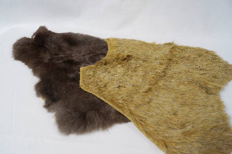 lot 2261 image: Lot of 2 Fur Pelts - Neat