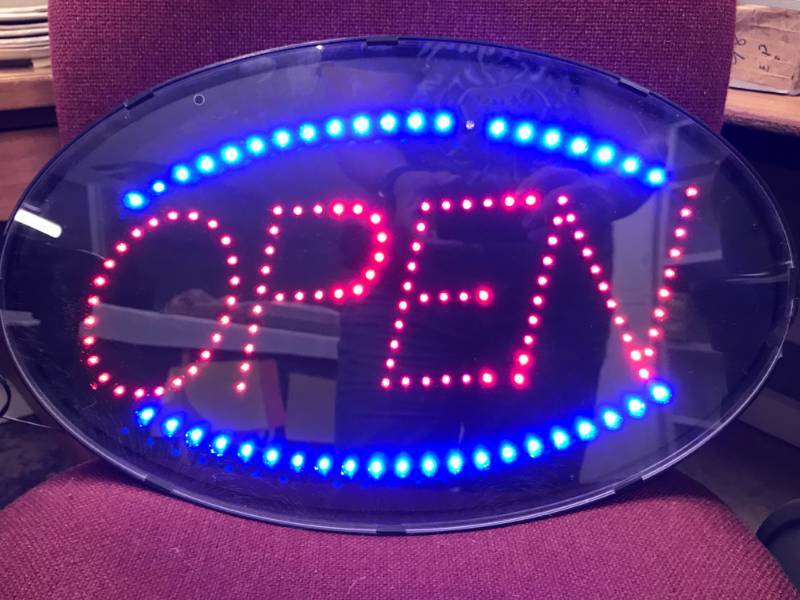 lot 4035 image: 19 Inch LED Red and Blue Open Sign- Works (BLINKS)