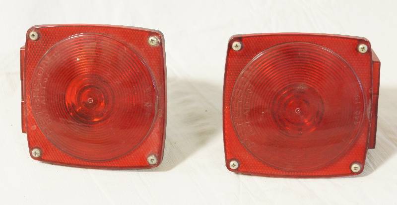 lot 1375 image: Pair of Trailer Tail Lights