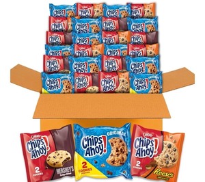 lot 1198119 image: CHIPS AHOY Cookies Variety Pack, Original Chocolate Chip, Chewy Chocolate Chip with Reeses Peanut Butter Cups & Chewy Hersheys Fudge Filled 50 Count, Best By March 23, 2025 - Retail $12