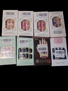 lot 1198260 image: Beauty Bundle Halloween Press-On Nail Collection with 1 Lip Liner - Retail $15
