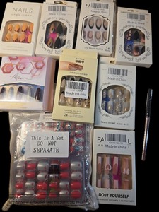 lot 1198261 image: Premium Press-On Nail Collection Bundle with 1 Lipliner  - Retail $17