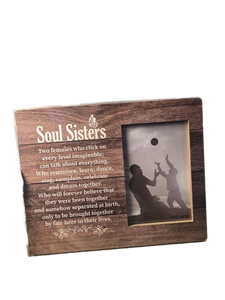 lot 1198374 image: Soul Sisters Wooden Photo Frame with Quote 10X15CM - Retail $15