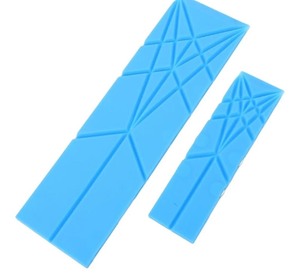 lot 1198518 image: Set of 2 Sizes Magnetic Flat Measuring Spoons 3-in-1, Multifunctional Folding Kitchen Tool with Space-Saving Design, Food-Grade PP Material, Blue - Retail $9