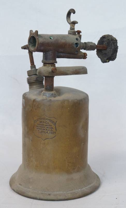 lot 1388 image: Vintage - 1921 Clayton & Lambert Mfg.  Gas Blow Torch