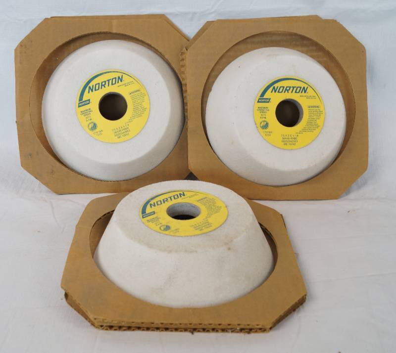 lot 3428 image: Lot Of Four Norton Grinding Wheels - 75 X 2 X 1-14 - See Pictures For Model Numbers