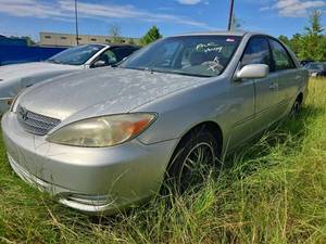 lot 20357 image: 2003 Toyota Camry LE - SILVER