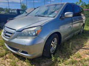 lot 20377 image: 2006 Honda Odyssey - GRAY