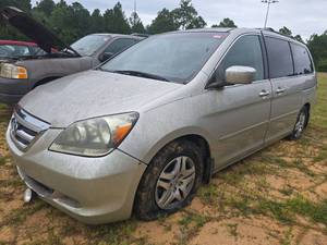lot 20371 image: 2006 Honda Odyssey - CHAMPAGNE