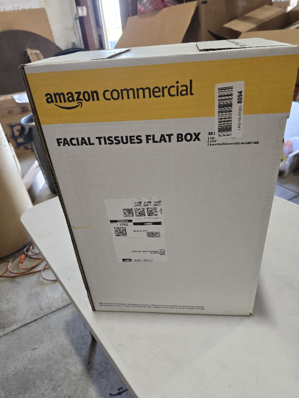 lot 1576 image: 100 Sheets Per Box 30 Boxes Commercial Facial Tissue Flat Box
