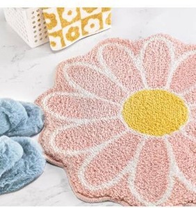 lot 5100 image: Ultra Soft &amp Fluffy Daisy Bath Mat Non-Slip, Water Absorbent, Machine Washable Pink Flower Rug for Bathroom, Vanity, Bedroom&nbsp 24 Rond (Light Pink)