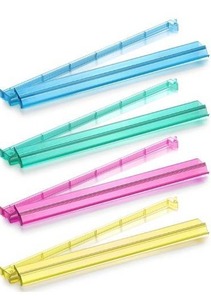 lot 5109 image: Mahjong Racks with Pushers,4 Colors Acrylic American Majiang Tile Racks,Imports Modern Mahjong Racks with Built-in Pushers- Set of 4