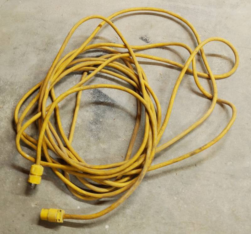 lot 2440 image: Heavy Yellow Extension Cord
