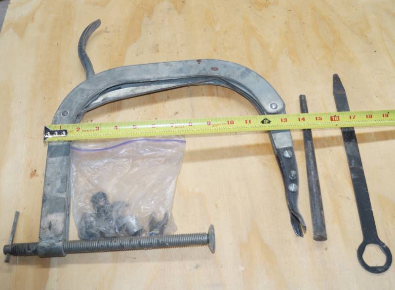 lot 2448 image: Specialty C-Clamp Set